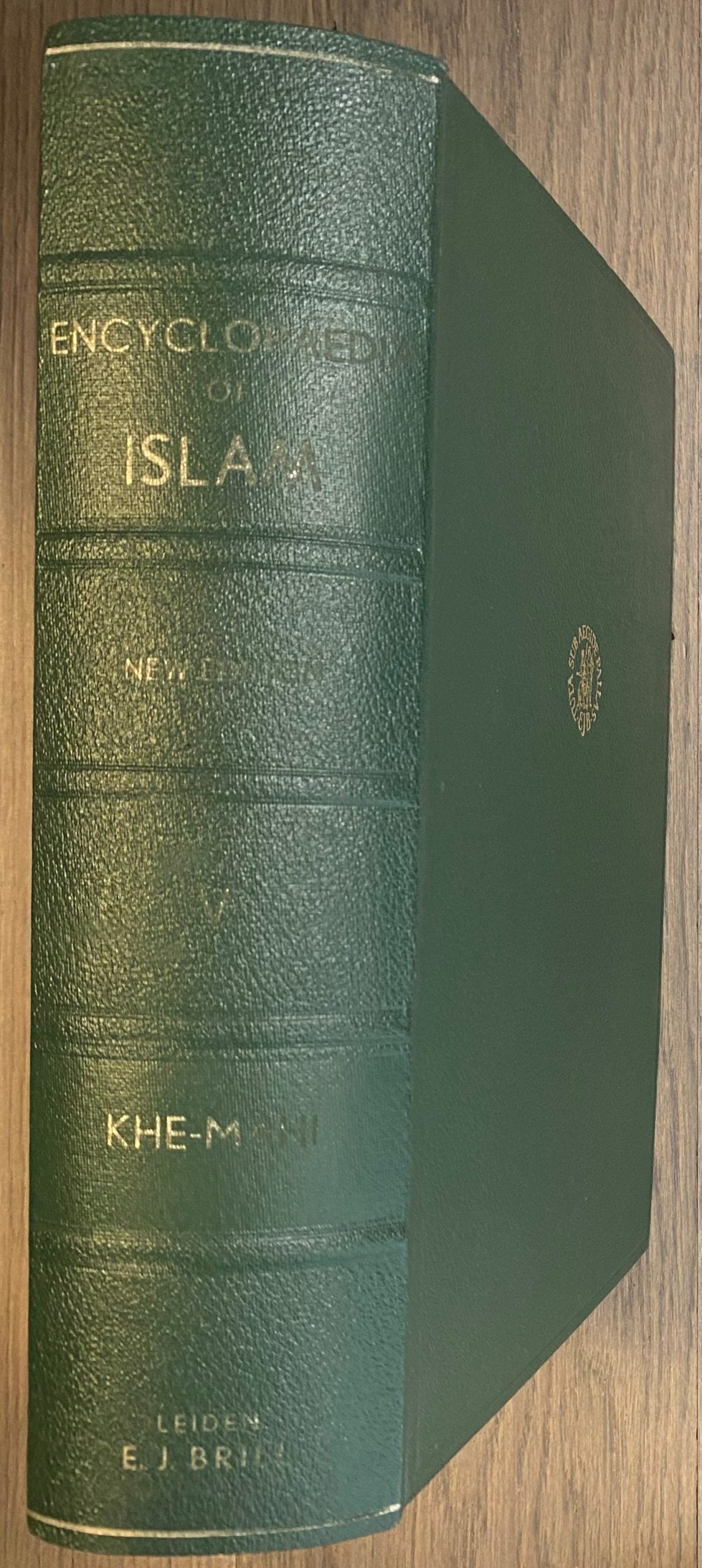 The Encyclopaedia of Islam. New Edition. VOLUME V. LETTERS KHE-MAHI.