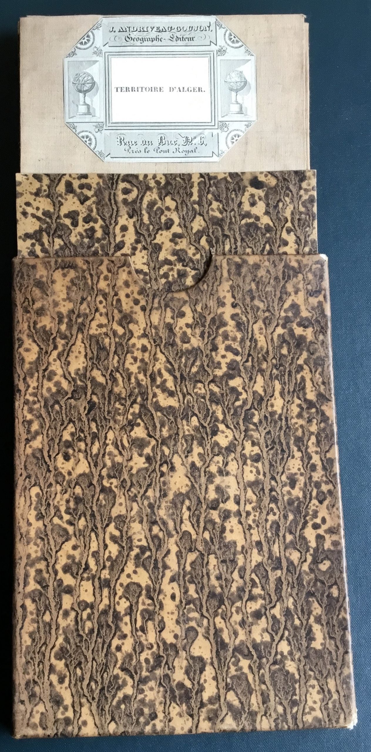 Carte du territoire d’Alger dressee au depot general de la guerre, par ordre M. le Marechal Duc de Dalmatie, president du Conseil, ministre de la guerre, sous la direction de M. le Lieutenant General Pellet.